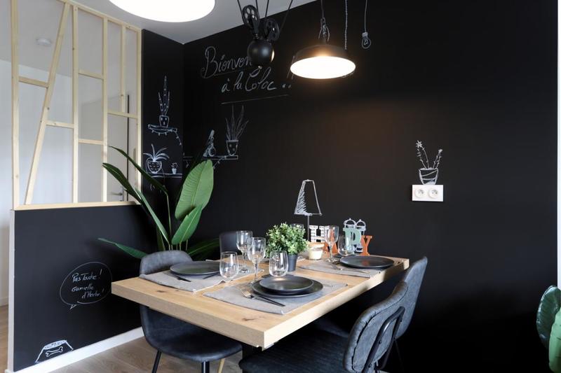 Appartement - 81 m² - 6 pièces