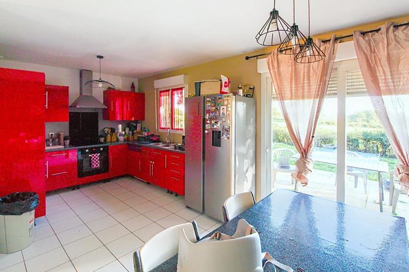 Maison - 99 m² - 4 pièces