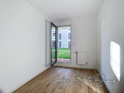 Appartement - 86 m² - 4 pièces