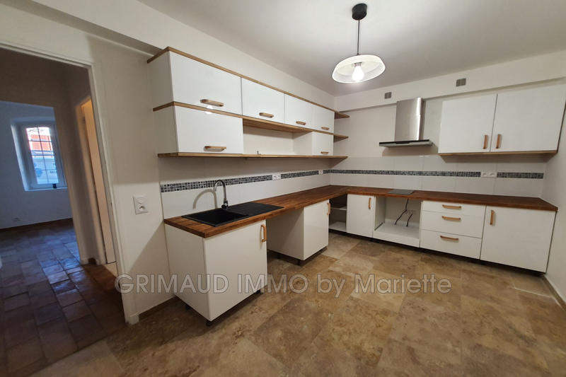 Maison - 188 m² - 7 pièces