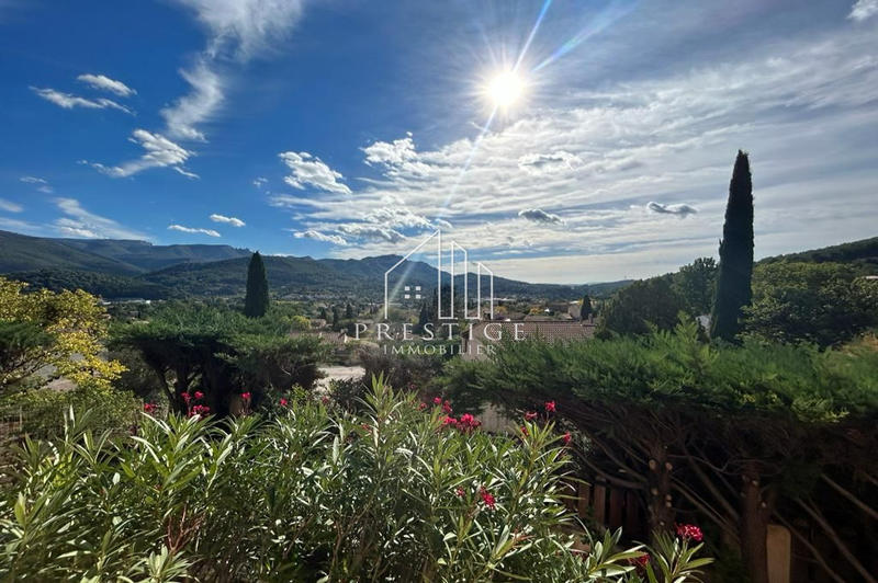 Maison - 148 m² - 5 pièces