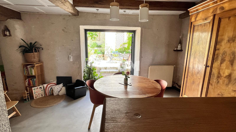 Maison - 185 m² - 7 pièces