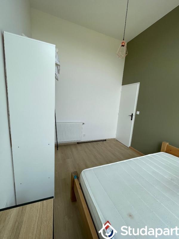 Chambre - 12 m² - 1 pièce