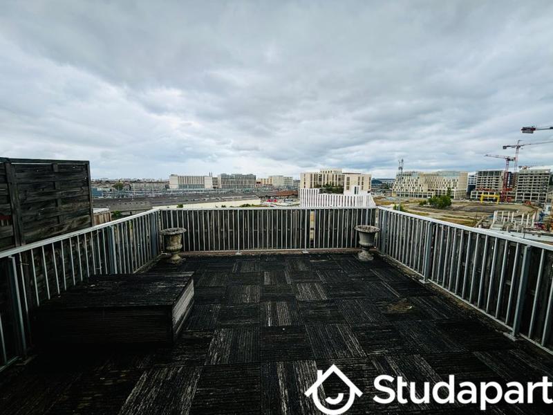 Chambre - 11 m² - 1 pièce