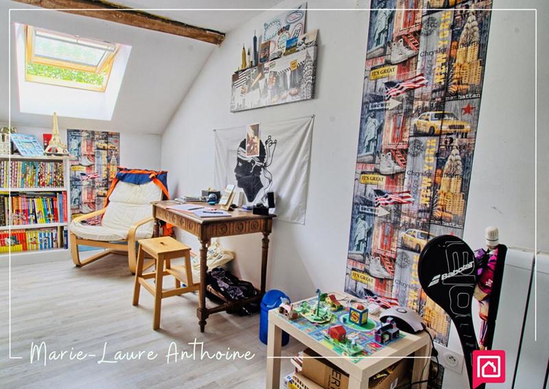 Maison - 182 m² - 8 pièces