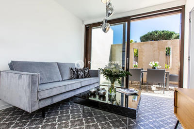 Villa - 192 m² - 9 pièces