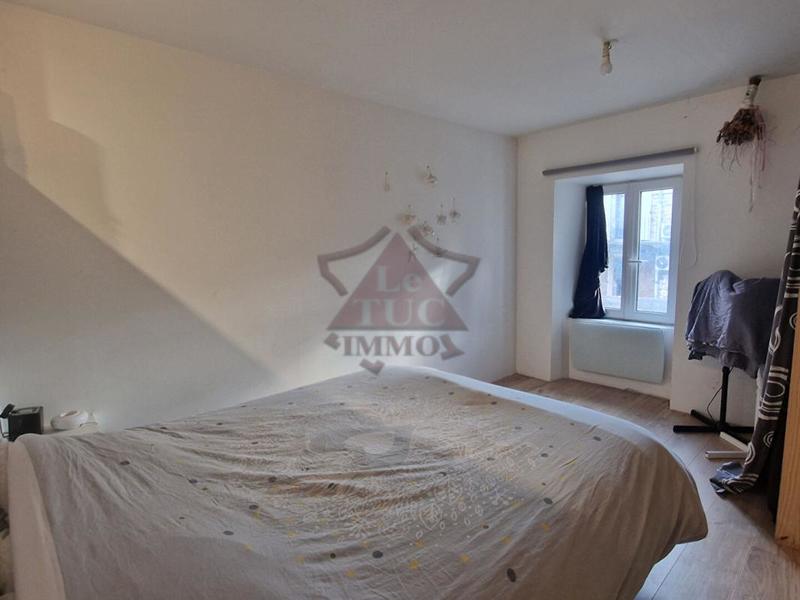 Maison - 265 m² - 10 pièces