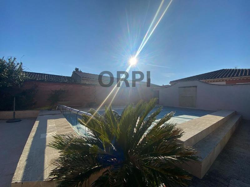 Villa - 212 m² - 8 pièces