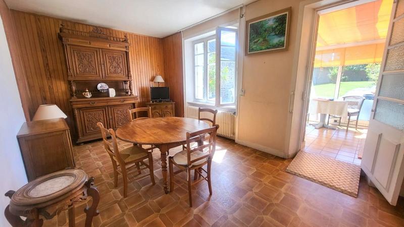 Maison - 170 m² - 7 pièces