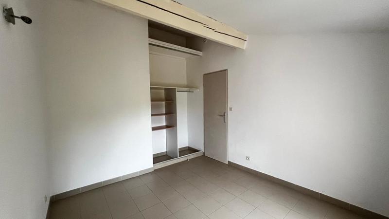 Immeuble - 90 m² - 4 pièces