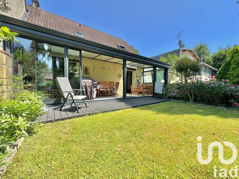 Maison - 108 m² - 6 pièces