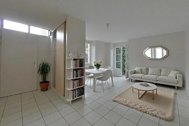 Maison - 94 m² - 5 pièces