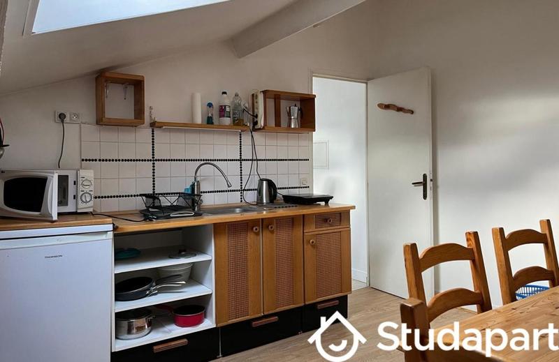 Chambre - 13 m² - 1 pièce