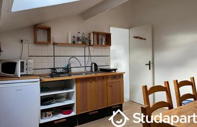 Chambre - 13 m² - 1 pièce