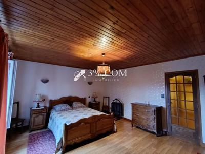 Maison de village - 227 m² - 6 pièces