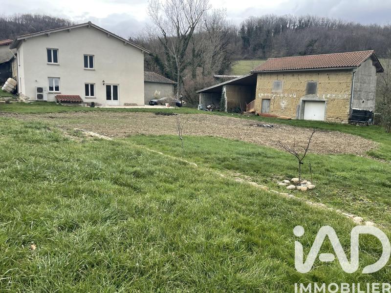 Maison - 92 m² - 4 pièces