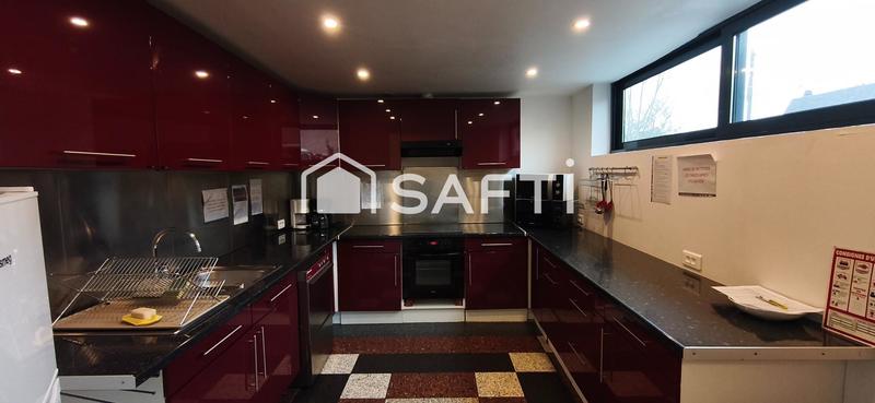 Local commercial - 2 445 m² - 16 pièces