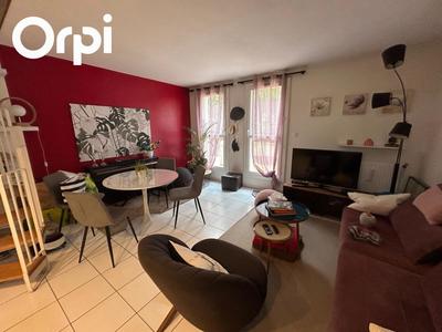Appartement - 75 m² - 3 pièces