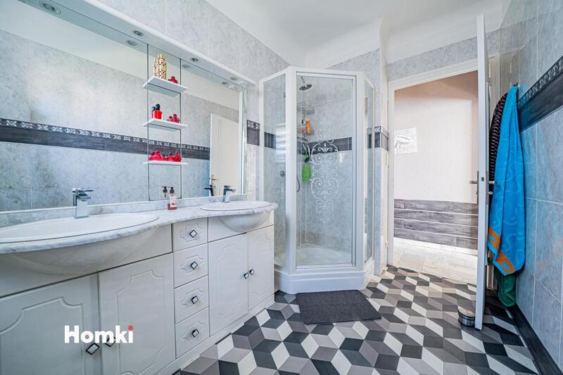 Maison - 167 m² - 5 pièces