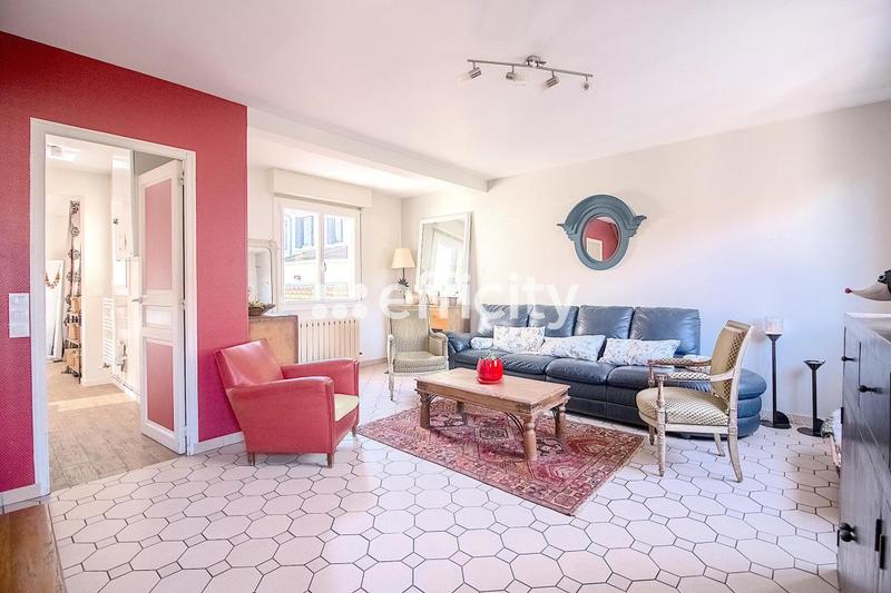 Pavillon - 168 m² - 6 pièces