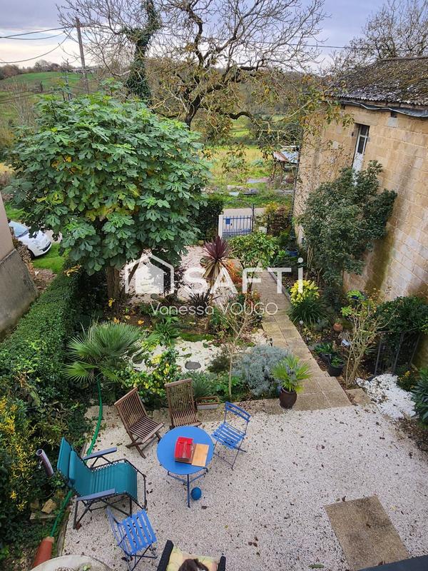 Maison - 104 m² - 4 pièces