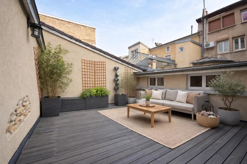 Appartement - 148 m² - 5 pièces