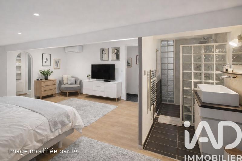 Maison - 177 m² - 7 pièces