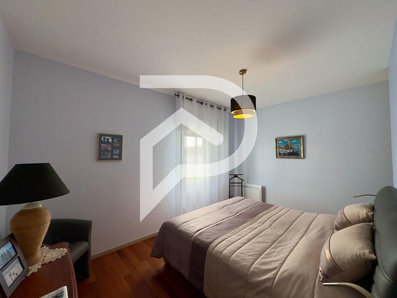 Maison - 184 m² - 6 pièces