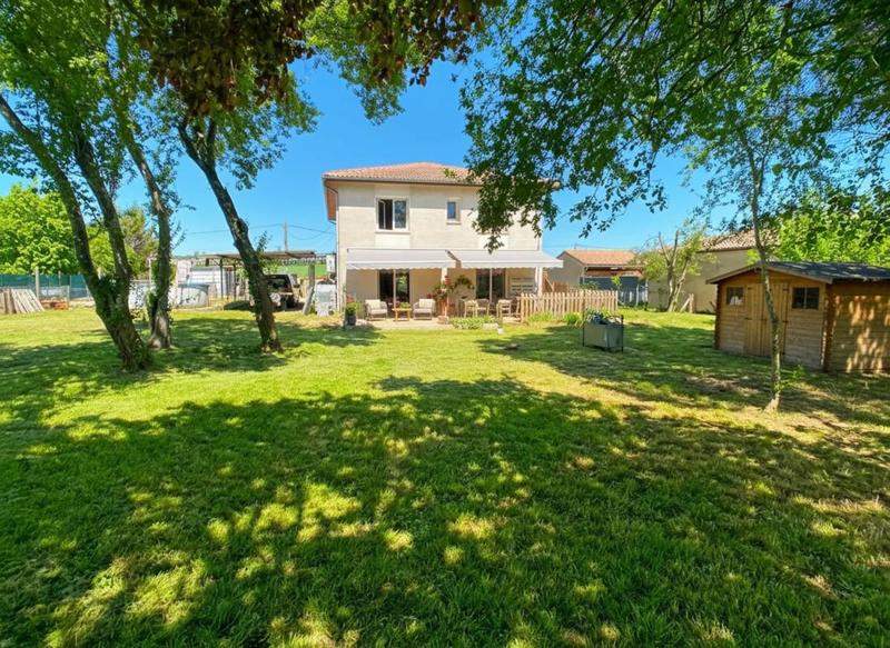 Maison - 162 m² - 6 pièces