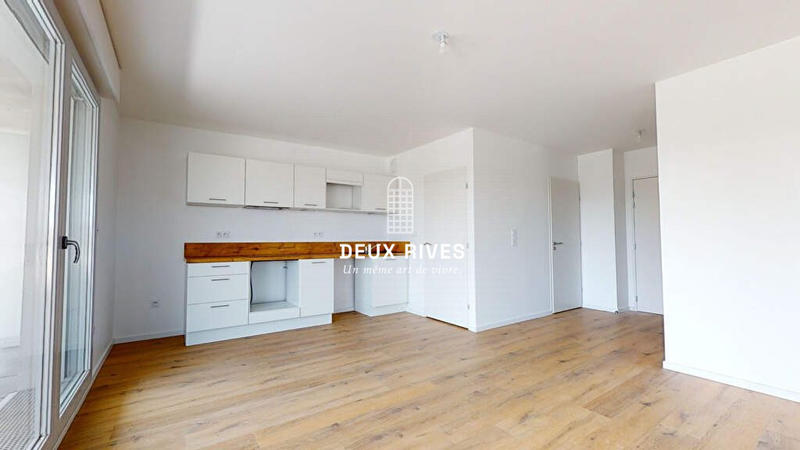 Appartement - 87 m² - 4 pièces