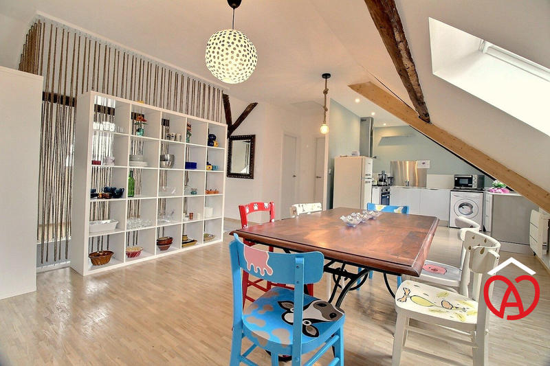 Loft - 69 m² - 3 pièces