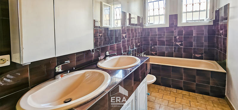 Maison - 115 m² - 6 pièces