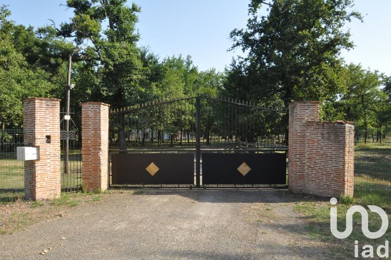 Maison - 260 m² - 10 pièces