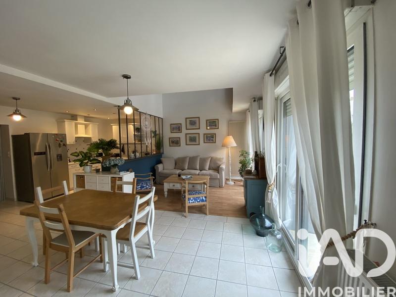 Maison de ville - 93 m² - 4 pièces