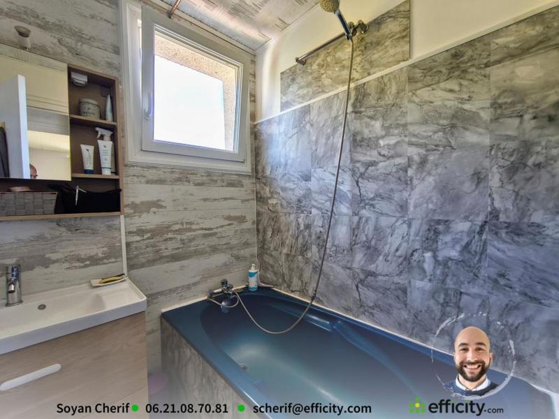 Maison - 99 m² - 5 pièces