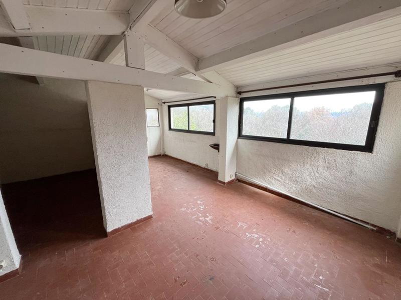 Maison - 140 m² - 4 pièces