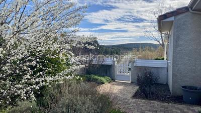 Villa - 106 m² - 5 pièces