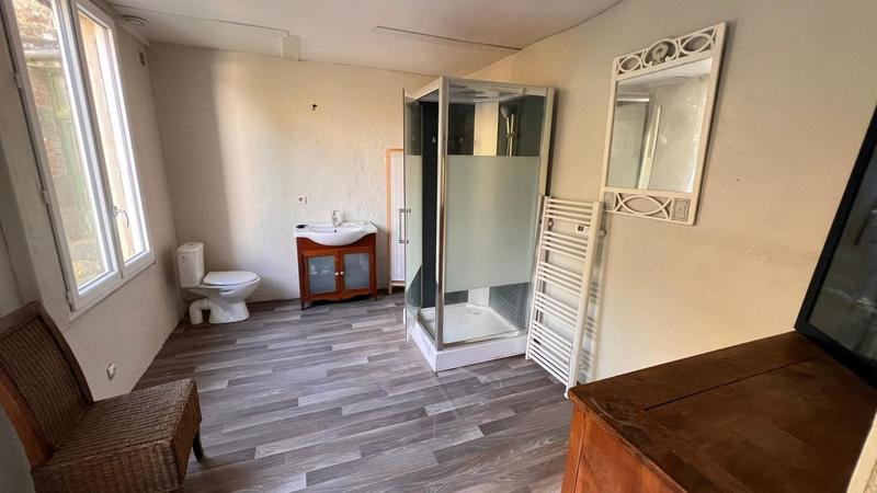 Maison - 207 m² - 8 pièces