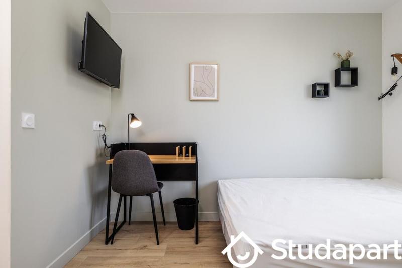 Chambre - 12 m² - 1 pièce