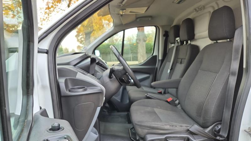 Ford Transit Custom Fourgon Vu 2.2 TDCi 100 Trend