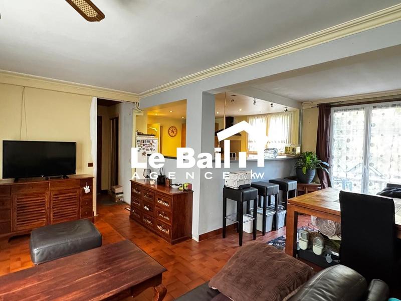 Maison - 102 m² - 5 pièces