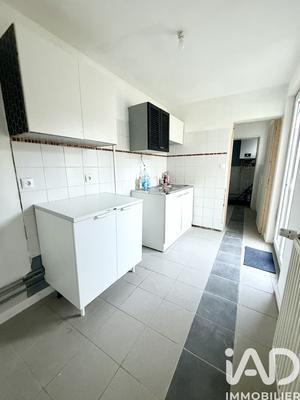 Maison - 91 m² - 8 pièces