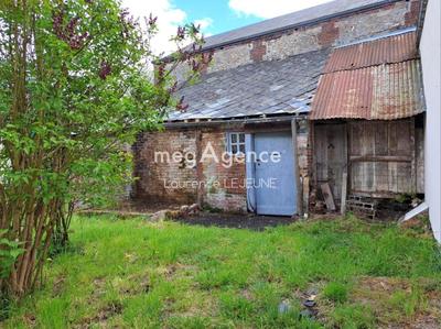 Maison - 126 m² - 8 pièces