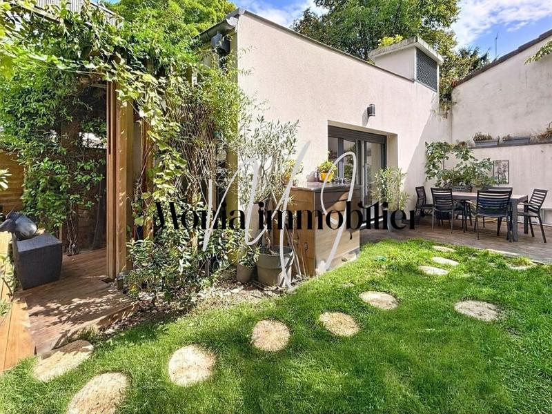 Appartement - 80 m² - 3 pièces