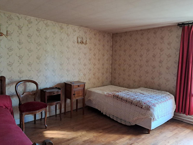 Maison - 210 m² - 8 pièces