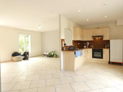 Maison - 71 m² - 4 pièces