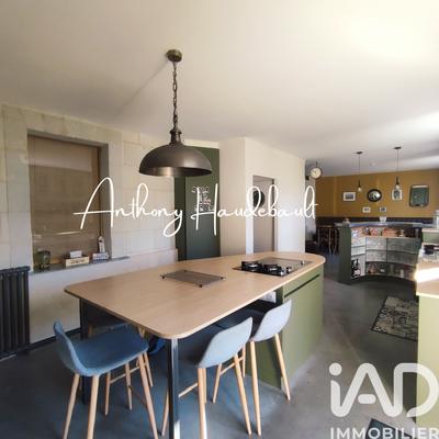 Maison - 170 m² - 8 pièces