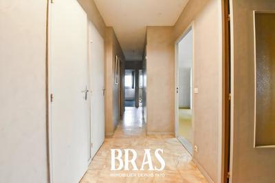 Appartement - 81 m² - 4 pièces