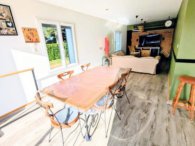 Villa - 200 m² - 7 pièces