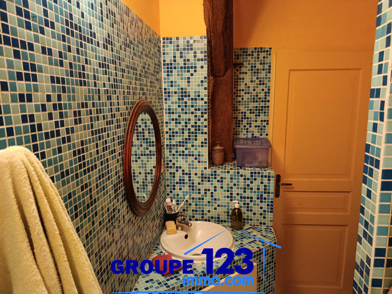 Maison - 203 m² - 5 pièces